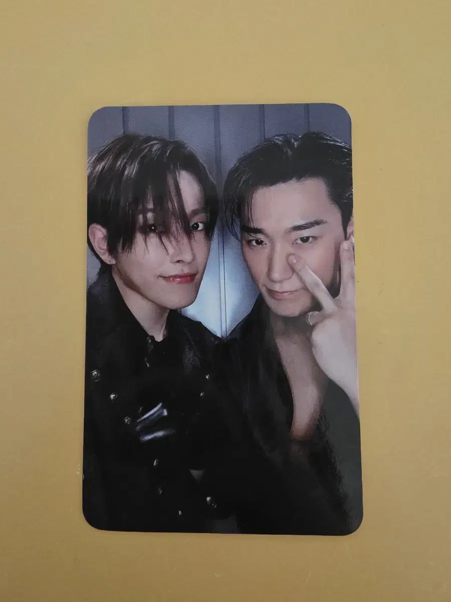 ATEEZ | 에이티즈 Ateez TokTok Young Farmer Unit poca